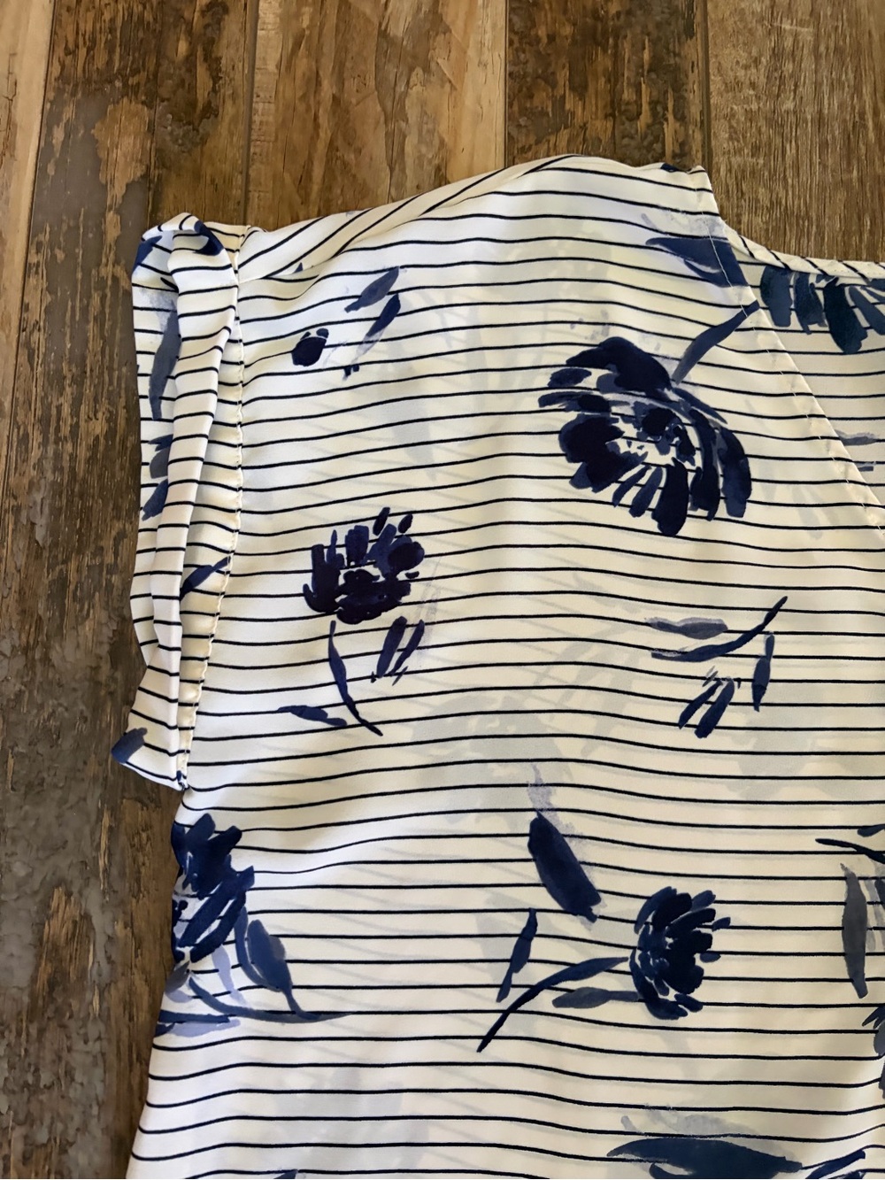 Maurices White and Navy Floral Stripe Tie-Front Blouse - Picture 4 of 4